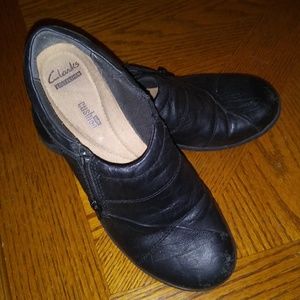 Clarks Size 7.5 Soft Leather Loafer